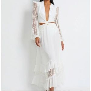 NEW NWT PatBo PLUNGE LACE SLEEVE MAXI DRESS